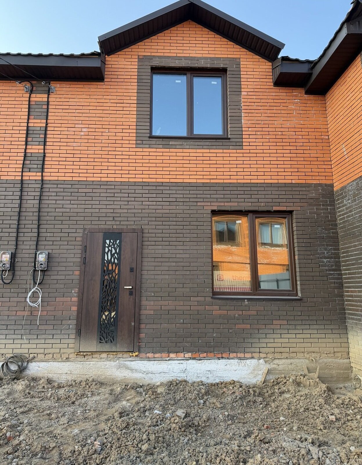 ������ 2 ����������� ��������� � ������� �� 1.5 ����� ���� 1