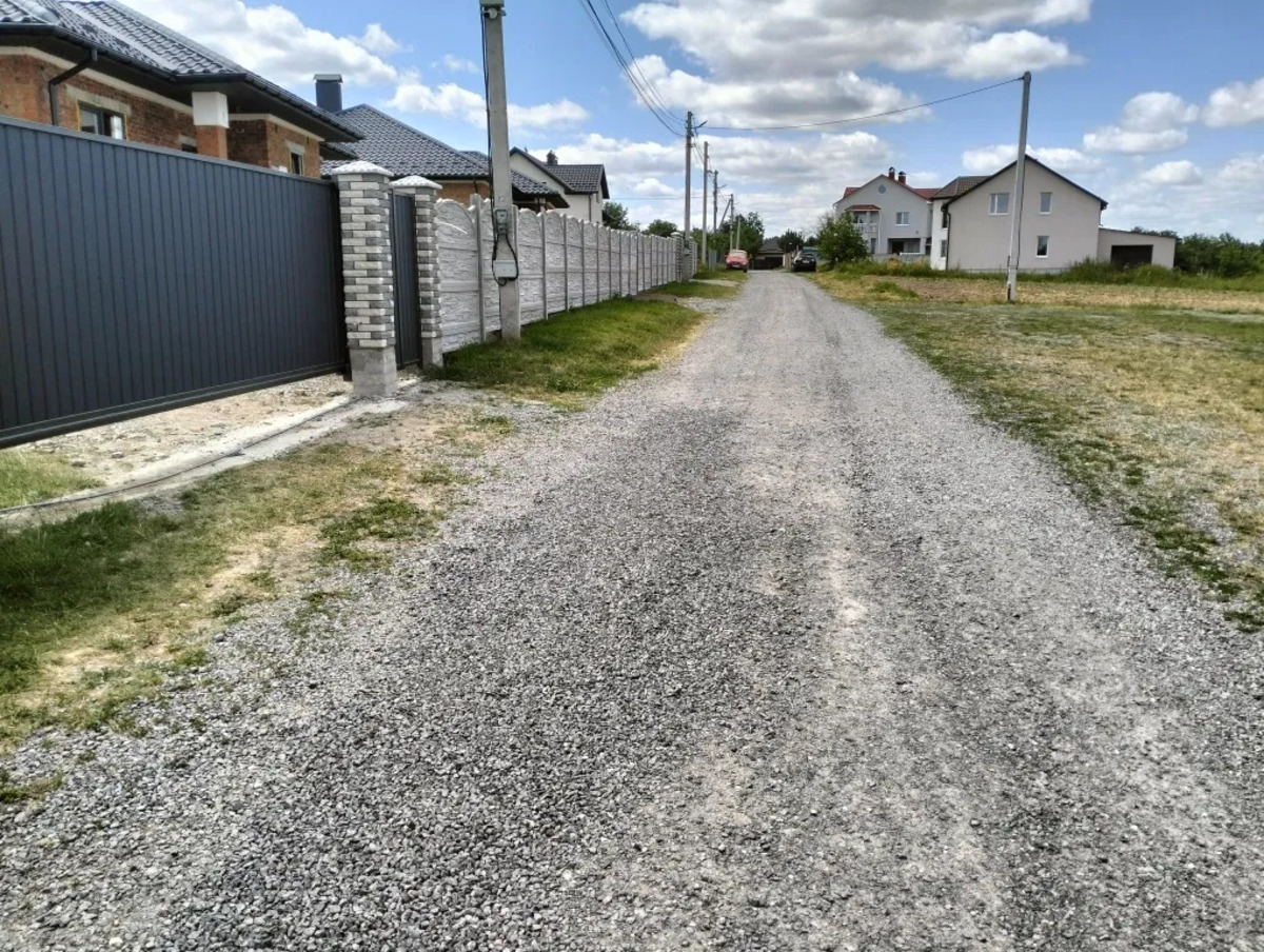 Продам Будинок Щітки Центр. фото 1 Продам Будинок Щітки Центр. фото 1