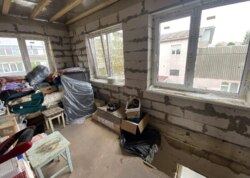  2        6 , 115 . , 4 ,  .   10