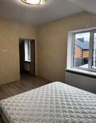 Продаж 2 поверхового будинку з верандою і ділянкою на 3 сотки фото 13 Продаж 2 поверхового будинку з верандою і ділянкою на 3 сотки фото 13