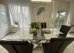 ������ 2 ����������� ��������� � ������� �� 2 ����� ���� 40