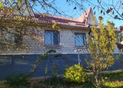 Продаж 1 поверхового будинку з верандою і ділянкою на 10 соток, 156 кв. м, 4 кімнати, на вул. Євгена Чикаленка фото 41 Продаж 1 поверхового будинку з верандою і ділянкою на 10 соток, 156 кв. м, 4 кімнати, на вул. Євгена Чикаленка фото 41