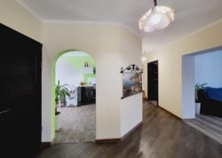 ������ 2 ����������� ������� � ������� �� 18 ����� ���� 3