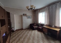 ������ 2 ����������� ������� � ������� �� 6 �����, 150 ��. �, 6 ����� ���� 23