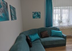 ������ 2 ����������� ������� � ������� � ������� �� 18 ����� ���� 9