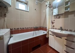 Продаж 2 поверхового будинку з ділянкою на 2 сотки фото 23 Продаж 2 поверхового будинку з ділянкою на 2 сотки фото 23