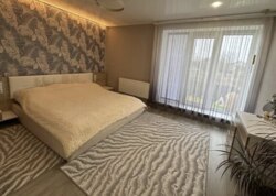 Продаж 2 поверхового дуплекса з ділянкою на 3.7 сотки фото 13 Продаж 2 поверхового дуплекса з ділянкою на 3.7 сотки фото 13