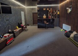 ������ 2 ����������� ������� � �������� � ������� �� 1000 ����� ���� 21