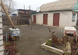 ������ 1 ����������� ������� � ������� 43.5 ��. �, 2 ������ ���� 4