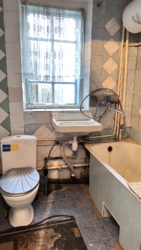 Продам цегляний 4-к будинок зі зручностями, всіма комунікаціями, гаражем та ділянкою 25 соток фото 8 Продам цегляний 4-к будинок зі зручностями, всіма комунікаціями, гаражем та ділянкою 25 соток фото 8