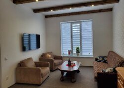 ������ 2 ����������� �������� � ������� �� 2.5 ����� ���� 12