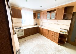 Продаж 2 поверхового будинку з гаражем і ділянкою на 4.08 сотки фото 39 Продаж 2 поверхового будинку з гаражем і ділянкою на 4.08 сотки фото 39
