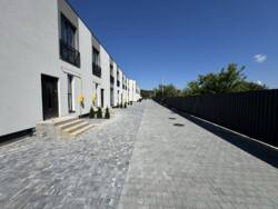  FLAGMAN RESIDENCE  5