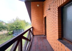 Продається унікальний дім на 25 сотках землі з власним підвалом, гаражем та сауною. фото 37 Продається унікальний дім на 25 сотках землі з власним підвалом, гаражем та сауною. фото 37