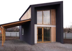 Затишний дачний будинок з виглядом на ліс 🌳 фото 1 Затишний дачний будинок з виглядом на ліс 🌳 фото 1