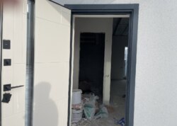 ������ 2 ����������� ��������� � ������� �� 1.5 ����� ���� 4