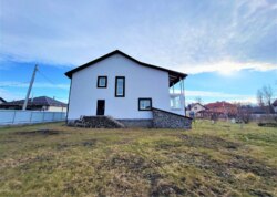 ������ 2 ����������� ������� � ������� �� 18 ����� ���� 11