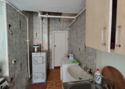 ������ 2 ����������� ������� � ������� �� 6 �����, 150 ��. �, 6 ����� ���� 37