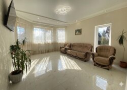 ������ 2 ����������� ������� ������ � ������� �� 5 �����, 125 ��. �, 4 ������, �� ���. ������� ����������� ���� 6