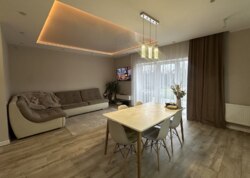 Продаж 2 поверхового дуплекса з ділянкою на 3.7 сотки фото 11 Продаж 2 поверхового дуплекса з ділянкою на 3.7 сотки фото 11