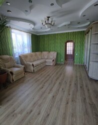 Продаж 3 поверхового будинку з опаленням і ділянкою на 2.5 сотки фото 31 Продаж 3 поверхового будинку з опаленням і ділянкою на 2.5 сотки фото 31