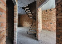 ������ 2 ����������� ��������� � ������� �� 1.5 ����� ���� 20