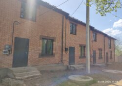 ������ 2 ����������� ��������� � ������� �� 1.5 ����� ���� 18