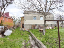 Великий будинок, всі комунікації, скажина, центральна каналізація, світло , газ. фото 4 Великий будинок, всі комунікації, скажина, центральна каналізація, світло , газ. фото 4