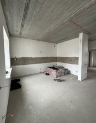  2        385 . .  24