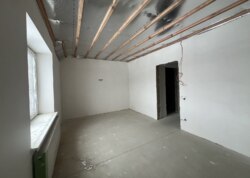 ������ 2 ����������� ��������� � ������� �� 1.5 ����� ���� 6