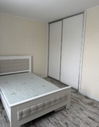 ������ 2 ����������� ��������� � ������� �� 2 �����, 76.3 ��. �, 2 ������, �� ��. ������ 1� ���� 8