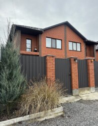 Продаж 2 поверхового дуплекса з ділянкою на 3.7 сотки фото 1 Продаж 2 поверхового дуплекса з ділянкою на 3.7 сотки фото 1