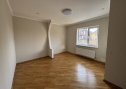 ������ 1 ����������� ������� � ������� �� 4.5 ����� ���� 5