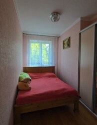 Продаж 3 поверхового будинку з опаленням і ділянкою на 2.5 сотки фото 30 Продаж 3 поверхового будинку з опаленням і ділянкою на 2.5 сотки фото 30