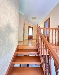 Продаж 2 поверхового будинку з верандою і ділянкою на 8 соток фото 4 Продаж 2 поверхового будинку з верандою і ділянкою на 8 соток фото 4
