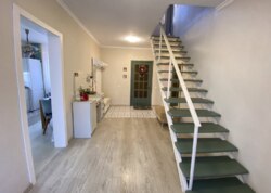 ������ 2 ����������� ������� � ��������� � ������� �� 4 ����� ���� 2