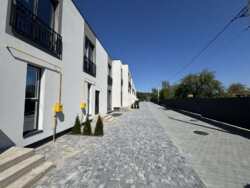  FLAGMAN RESIDENCE  15