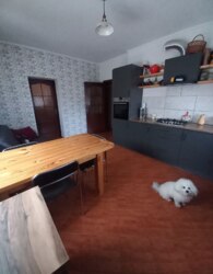 ������ 2 ����������� ������� � ������� �� 6 �����, 213.2 �� ���� 4