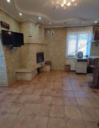 Продаж 3 поверхового будинку з опаленням і ділянкою на 2.5 сотки фото 38 Продаж 3 поверхового будинку з опаленням і ділянкою на 2.5 сотки фото 38