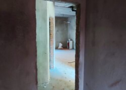 ������ 2 ����������� ��������� � ������� �� 2.5 ����� ���� 1