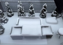 ������ 2 ����������� ��������� � ������� �� 1.5 ����� ���� 21