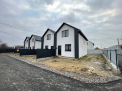 Продаж дуплекса в Зарванцях фото 19 Продаж дуплекса в Зарванцях фото 19