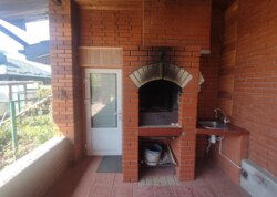 ������ 2 ����������� ������� � ������� �� 10 �����, 250 ��. �, 5 ����� ���� 8