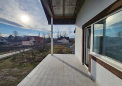 ������ 2 ����������� ������� � ������� �� 18 ����� ���� 17