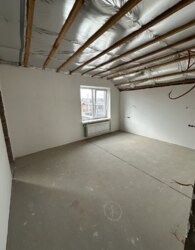  2        385 . .  42