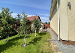 Продаж 2 поверхового будинку з верандою і ділянкою на 8 соток фото 29 Продаж 2 поверхового будинку з верандою і ділянкою на 8 соток фото 29