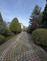 ������ 2 ����������� ������� � �������� � ������� �� 20 ����� ���� 10