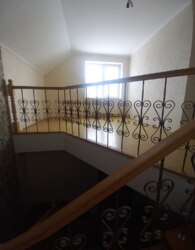 ������ 2 ����������� ������� � ������� �� 6 �����, 213.2 �� ���� 17