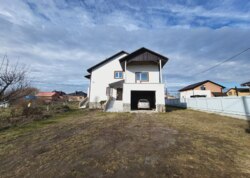 ������ 2 ����������� ������� � ������� �� 18 ����� ���� 23