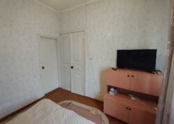 ������ 2 ����������� ������� � ������� �� 6 �����, 150 ��. �, 6 ����� ���� 30